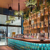 بار سالنی لوکس و فوق مدرن