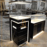 ویترین نمایش ساعت لوکس