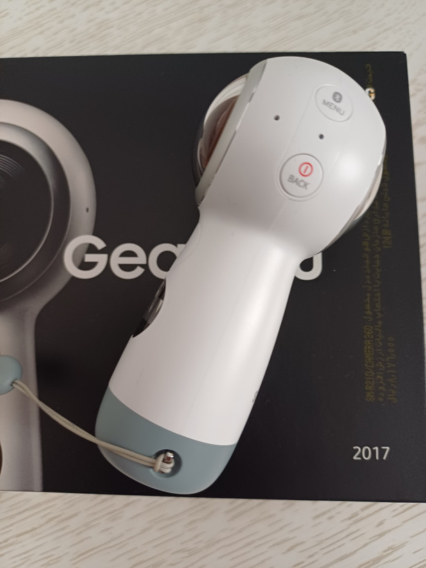 دوربین ۳۶۰ درجه سامسونگ Gear 360 مدل SM‑R210 – دستدوم در حد نو