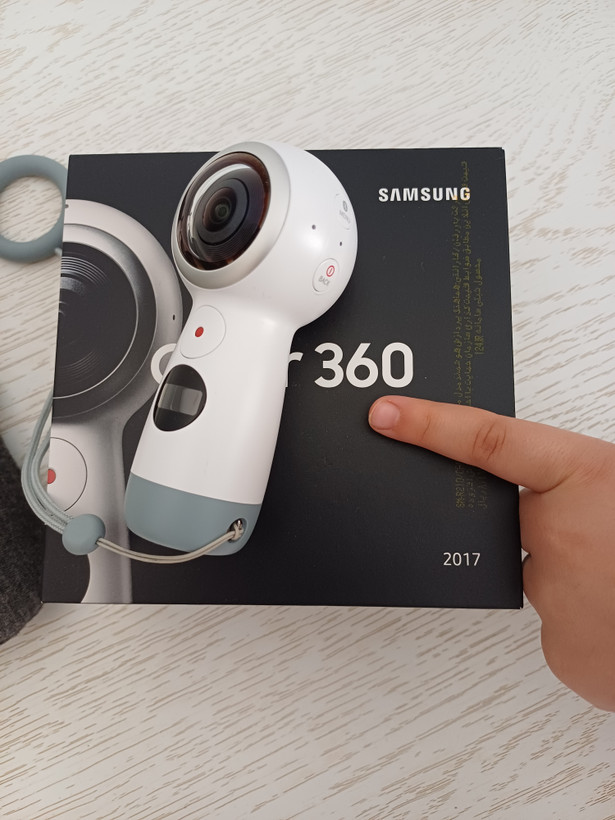 دوربین ۳۶۰ درجه سامسونگ Gear 360 مدل SM‑R210 – دستدوم در حد نو